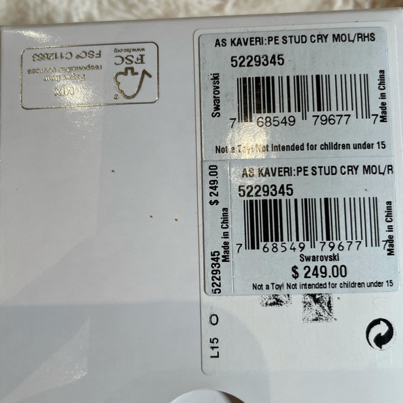 Atelier Crystal Swarovski Earings - Picture 3 of 6